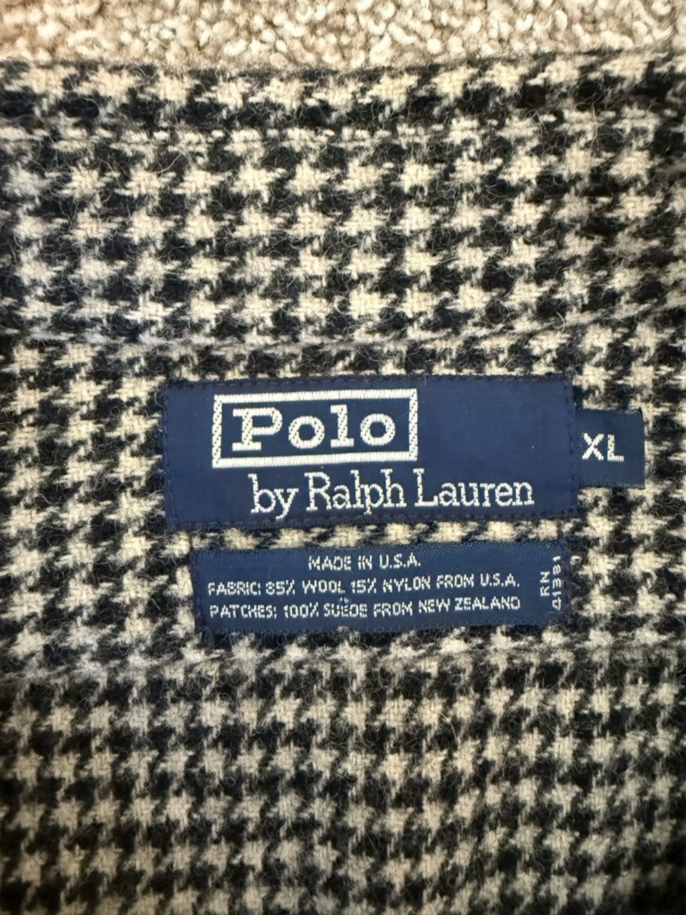 Ralph Lauren Black and Cream Houndstooth Oversized Shirt. - Picture 7 of 9